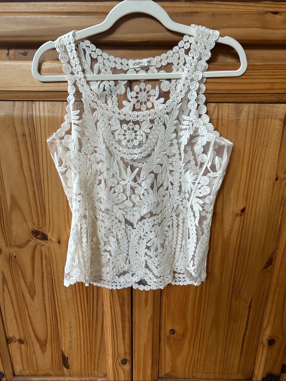 Rebellion Ivory Crochet Lace Camisole Tank Top Size Medium